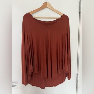 Lululemon flowy long sleeve relaxed fit, size medium